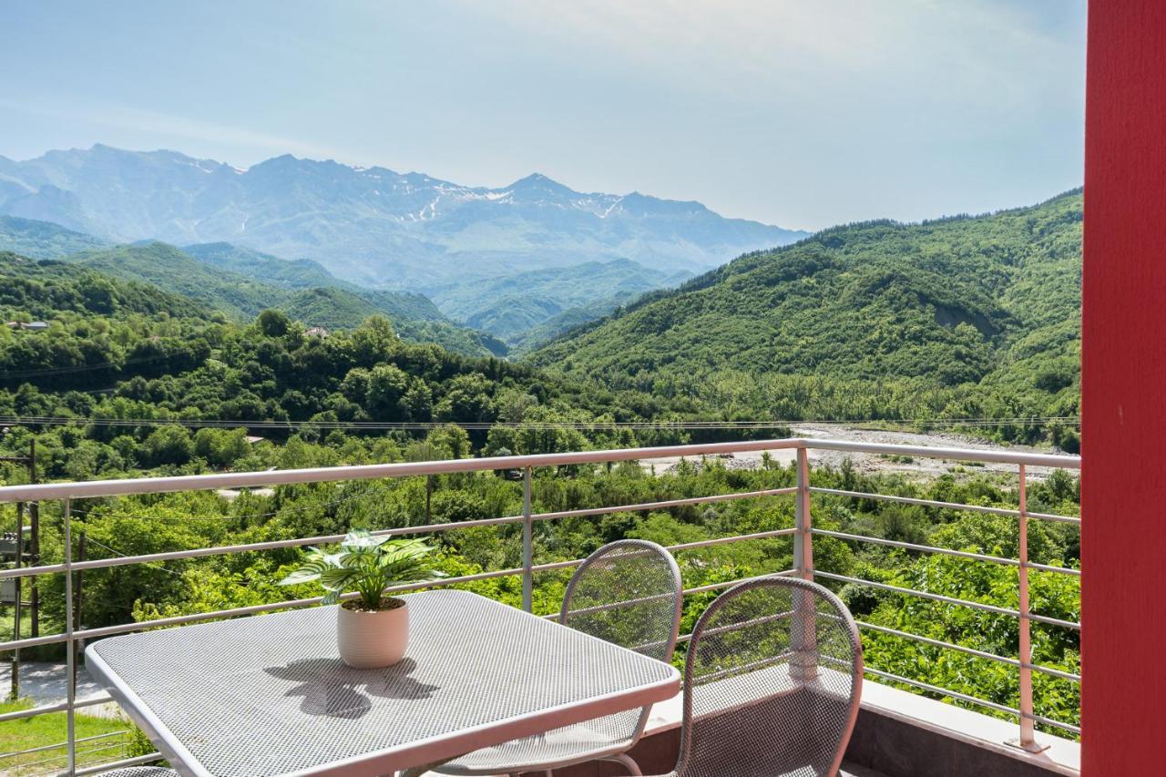 Gefiri Plakas Hotel, Tzoumerka Esterno foto