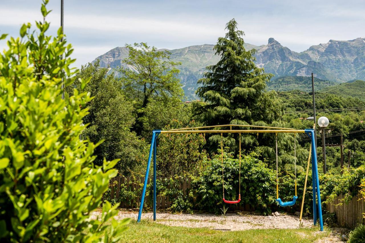Gefiri Plakas Hotel, Tzoumerka Esterno foto